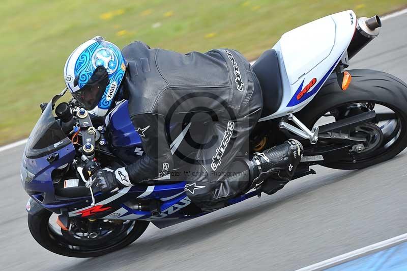 Motorcycle action photographs;donington;donington park leicestershire;donington photographs;event digital images;eventdigitalimages;no limits trackday;peter wileman photography;trackday;trackday digital images;trackday photos