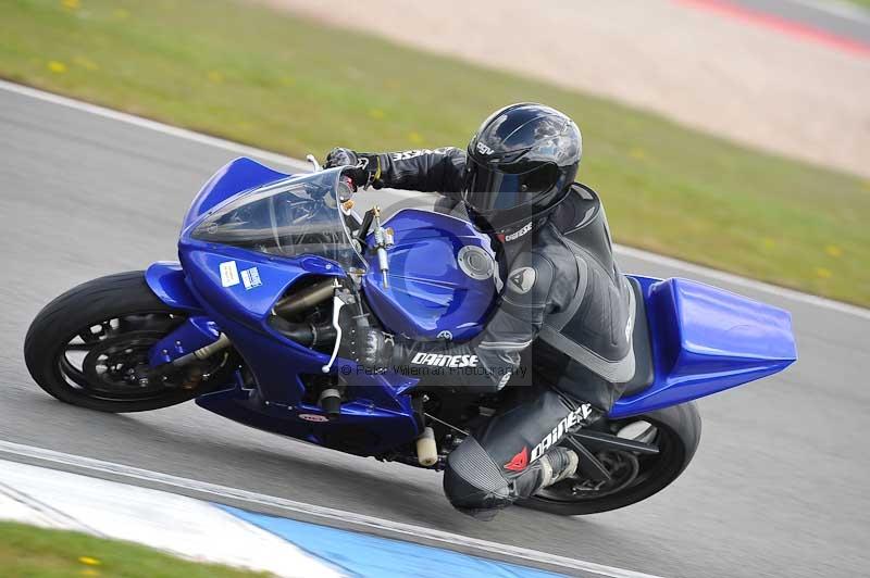 Motorcycle action photographs;donington;donington park leicestershire;donington photographs;event digital images;eventdigitalimages;no limits trackday;peter wileman photography;trackday;trackday digital images;trackday photos