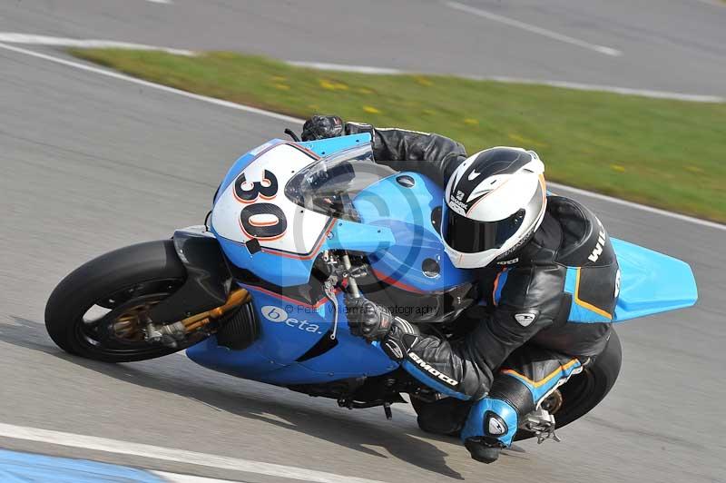 Motorcycle action photographs;donington;donington park leicestershire;donington photographs;event digital images;eventdigitalimages;no limits trackday;peter wileman photography;trackday;trackday digital images;trackday photos