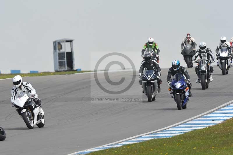 Motorcycle action photographs;donington;donington park leicestershire;donington photographs;event digital images;eventdigitalimages;no limits trackday;peter wileman photography;trackday;trackday digital images;trackday photos