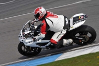 Motorcycle-action-photographs;donington;donington-park-leicestershire;donington-photographs;event-digital-images;eventdigitalimages;no-limits-trackday;peter-wileman-photography;trackday;trackday-digital-images;trackday-photos