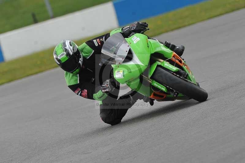 Motorcycle action photographs;donington;donington park leicestershire;donington photographs;event digital images;eventdigitalimages;no limits trackday;peter wileman photography;trackday;trackday digital images;trackday photos