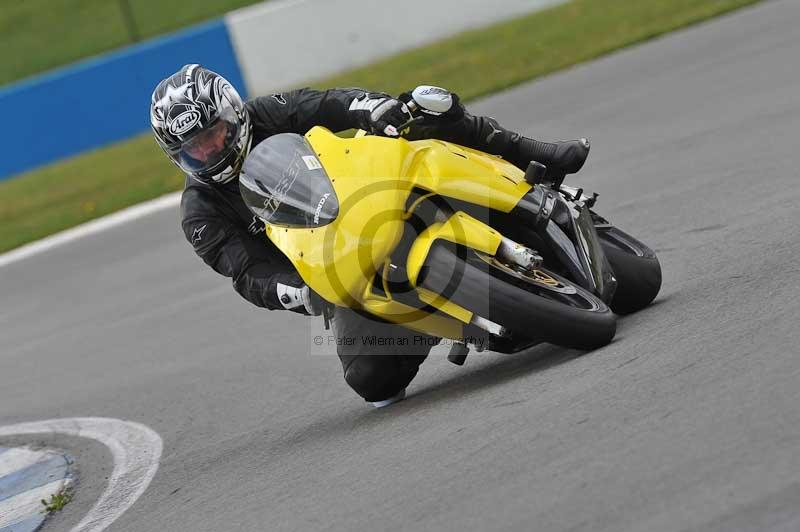 Motorcycle action photographs;donington;donington park leicestershire;donington photographs;event digital images;eventdigitalimages;no limits trackday;peter wileman photography;trackday;trackday digital images;trackday photos