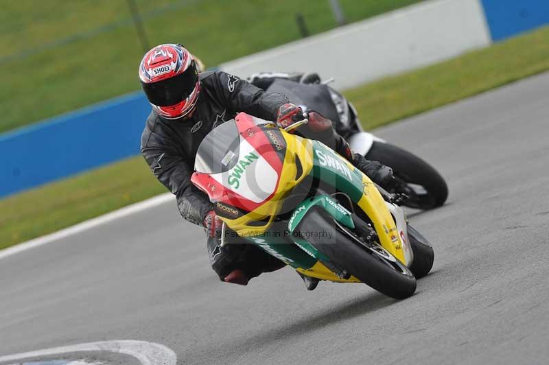 Motorcycle action photographs;donington;donington park leicestershire;donington photographs;event digital images;eventdigitalimages;no limits trackday;peter wileman photography;trackday;trackday digital images;trackday photos