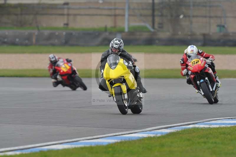 Motorcycle action photographs;donington;donington park leicestershire;donington photographs;event digital images;eventdigitalimages;no limits trackday;peter wileman photography;trackday;trackday digital images;trackday photos