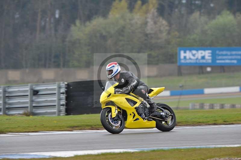 Motorcycle action photographs;donington;donington park leicestershire;donington photographs;event digital images;eventdigitalimages;no limits trackday;peter wileman photography;trackday;trackday digital images;trackday photos