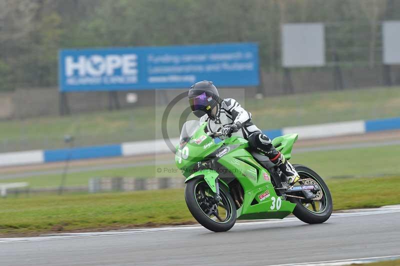 Motorcycle action photographs;donington;donington park leicestershire;donington photographs;event digital images;eventdigitalimages;no limits trackday;peter wileman photography;trackday;trackday digital images;trackday photos