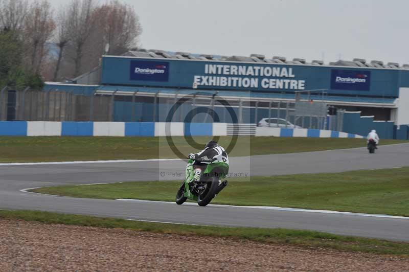 Motorcycle action photographs;donington;donington park leicestershire;donington photographs;event digital images;eventdigitalimages;no limits trackday;peter wileman photography;trackday;trackday digital images;trackday photos