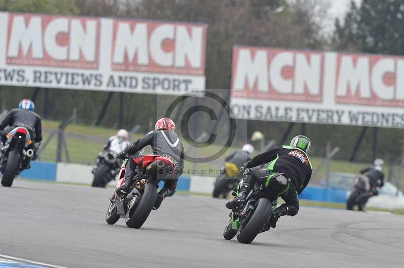 Motorcycle action photographs;donington;donington park leicestershire;donington photographs;event digital images;eventdigitalimages;no limits trackday;peter wileman photography;trackday;trackday digital images;trackday photos