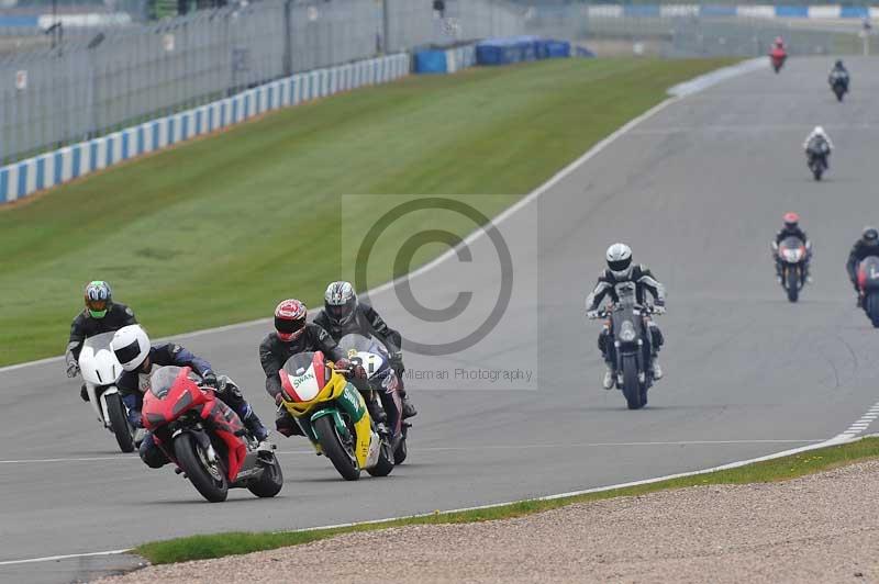 Motorcycle action photographs;donington;donington park leicestershire;donington photographs;event digital images;eventdigitalimages;no limits trackday;peter wileman photography;trackday;trackday digital images;trackday photos