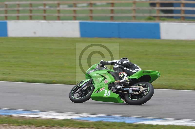 Motorcycle action photographs;donington;donington park leicestershire;donington photographs;event digital images;eventdigitalimages;no limits trackday;peter wileman photography;trackday;trackday digital images;trackday photos