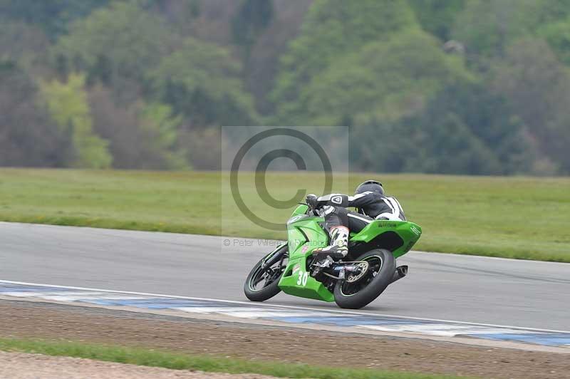 Motorcycle action photographs;donington;donington park leicestershire;donington photographs;event digital images;eventdigitalimages;no limits trackday;peter wileman photography;trackday;trackday digital images;trackday photos