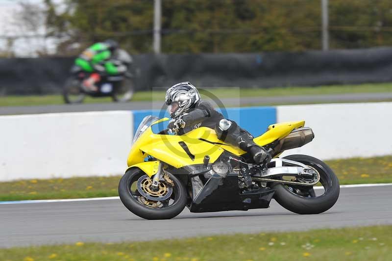 Motorcycle action photographs;donington;donington park leicestershire;donington photographs;event digital images;eventdigitalimages;no limits trackday;peter wileman photography;trackday;trackday digital images;trackday photos