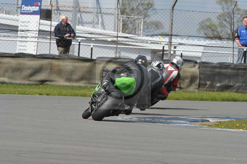 Motorcycle action photographs;donington;donington park leicestershire;donington photographs;event digital images;eventdigitalimages;no limits trackday;peter wileman photography;trackday;trackday digital images;trackday photos