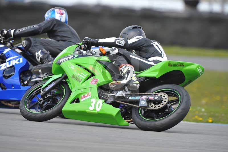 Motorcycle action photographs;donington;donington park leicestershire;donington photographs;event digital images;eventdigitalimages;no limits trackday;peter wileman photography;trackday;trackday digital images;trackday photos