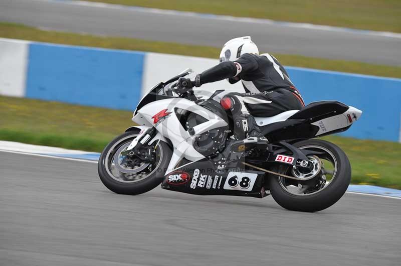 Motorcycle action photographs;donington;donington park leicestershire;donington photographs;event digital images;eventdigitalimages;no limits trackday;peter wileman photography;trackday;trackday digital images;trackday photos