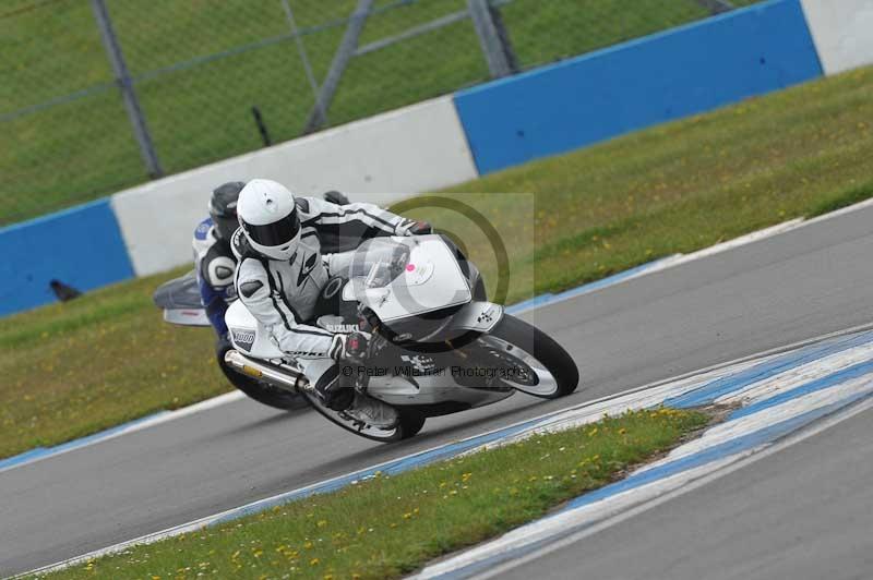 Motorcycle action photographs;donington;donington park leicestershire;donington photographs;event digital images;eventdigitalimages;no limits trackday;peter wileman photography;trackday;trackday digital images;trackday photos