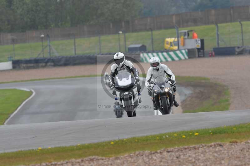 Motorcycle action photographs;donington;donington park leicestershire;donington photographs;event digital images;eventdigitalimages;no limits trackday;peter wileman photography;trackday;trackday digital images;trackday photos