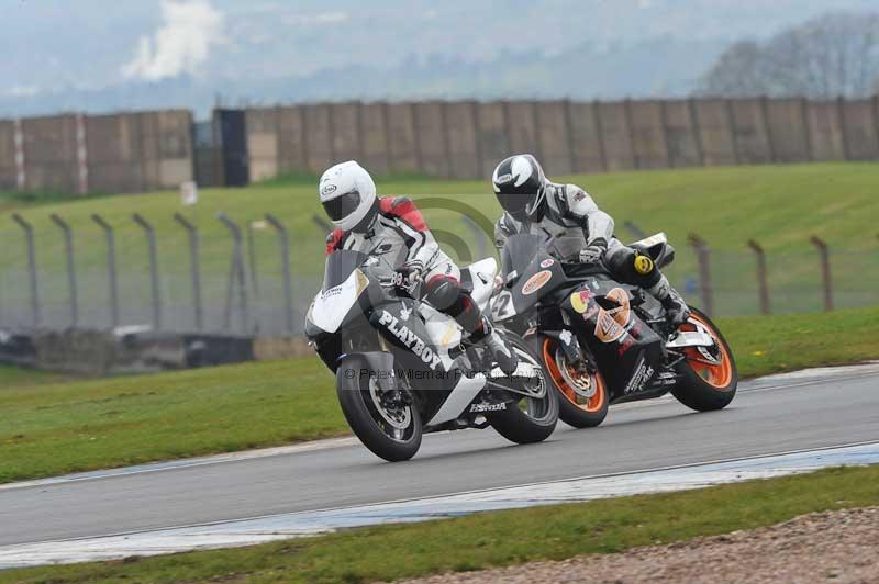 Motorcycle action photographs;donington;donington park leicestershire;donington photographs;event digital images;eventdigitalimages;no limits trackday;peter wileman photography;trackday;trackday digital images;trackday photos