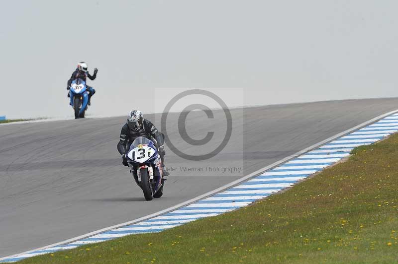 Motorcycle action photographs;donington;donington park leicestershire;donington photographs;event digital images;eventdigitalimages;no limits trackday;peter wileman photography;trackday;trackday digital images;trackday photos