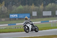 Motorcycle-action-photographs;donington;donington-park-leicestershire;donington-photographs;event-digital-images;eventdigitalimages;no-limits-trackday;peter-wileman-photography;trackday;trackday-digital-images;trackday-photos