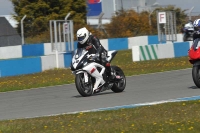 Motorcycle-action-photographs;donington;donington-park-leicestershire;donington-photographs;event-digital-images;eventdigitalimages;no-limits-trackday;peter-wileman-photography;trackday;trackday-digital-images;trackday-photos