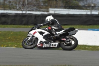 Motorcycle-action-photographs;donington;donington-park-leicestershire;donington-photographs;event-digital-images;eventdigitalimages;no-limits-trackday;peter-wileman-photography;trackday;trackday-digital-images;trackday-photos