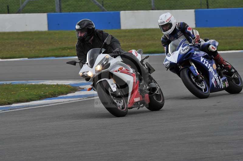 Motorcycle action photographs;donington;donington park leicestershire;donington photographs;event digital images;eventdigitalimages;no limits trackday;peter wileman photography;trackday;trackday digital images;trackday photos