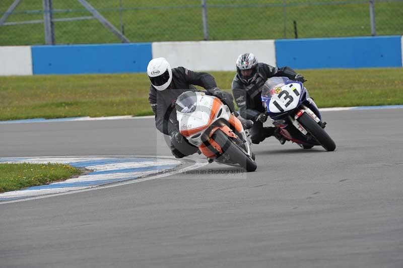 Motorcycle action photographs;donington;donington park leicestershire;donington photographs;event digital images;eventdigitalimages;no limits trackday;peter wileman photography;trackday;trackday digital images;trackday photos