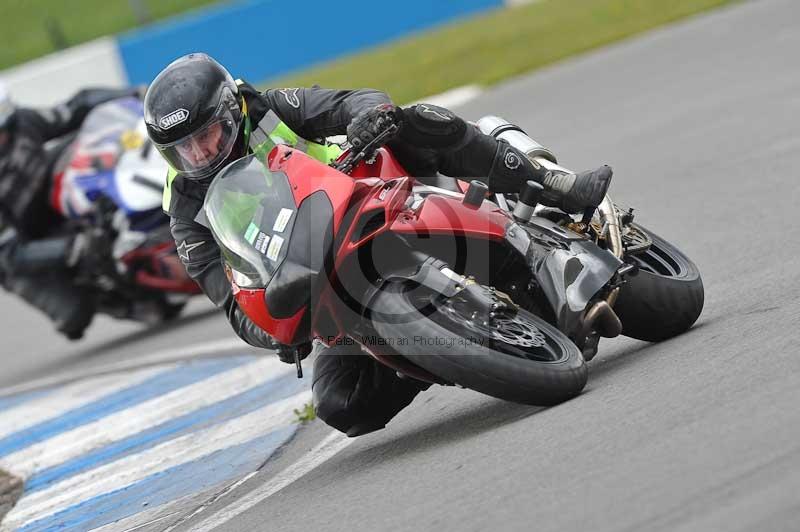 Motorcycle action photographs;donington;donington park leicestershire;donington photographs;event digital images;eventdigitalimages;no limits trackday;peter wileman photography;trackday;trackday digital images;trackday photos