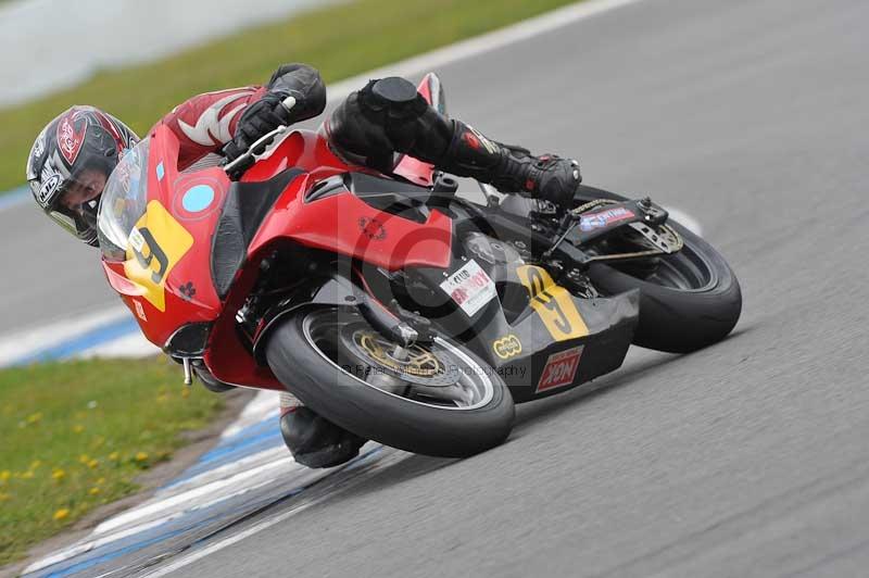 Motorcycle action photographs;donington;donington park leicestershire;donington photographs;event digital images;eventdigitalimages;no limits trackday;peter wileman photography;trackday;trackday digital images;trackday photos