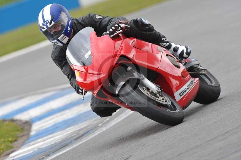 Motorcycle action photographs;donington;donington park leicestershire;donington photographs;event digital images;eventdigitalimages;no limits trackday;peter wileman photography;trackday;trackday digital images;trackday photos