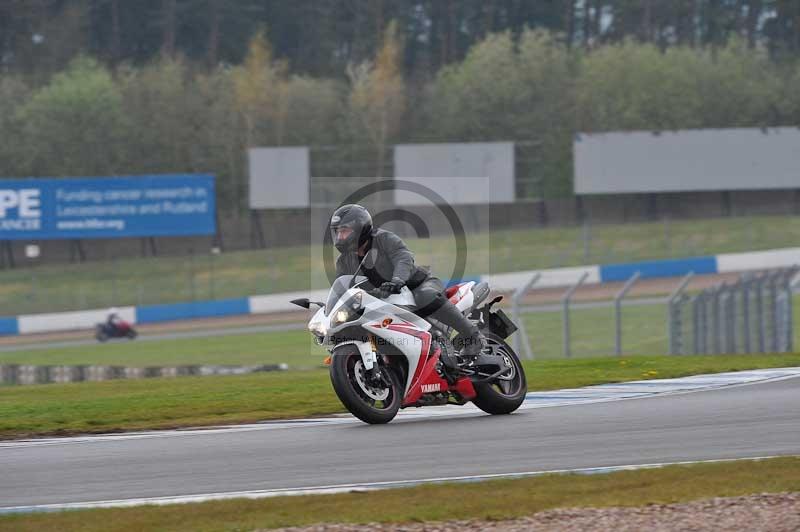 Motorcycle action photographs;donington;donington park leicestershire;donington photographs;event digital images;eventdigitalimages;no limits trackday;peter wileman photography;trackday;trackday digital images;trackday photos