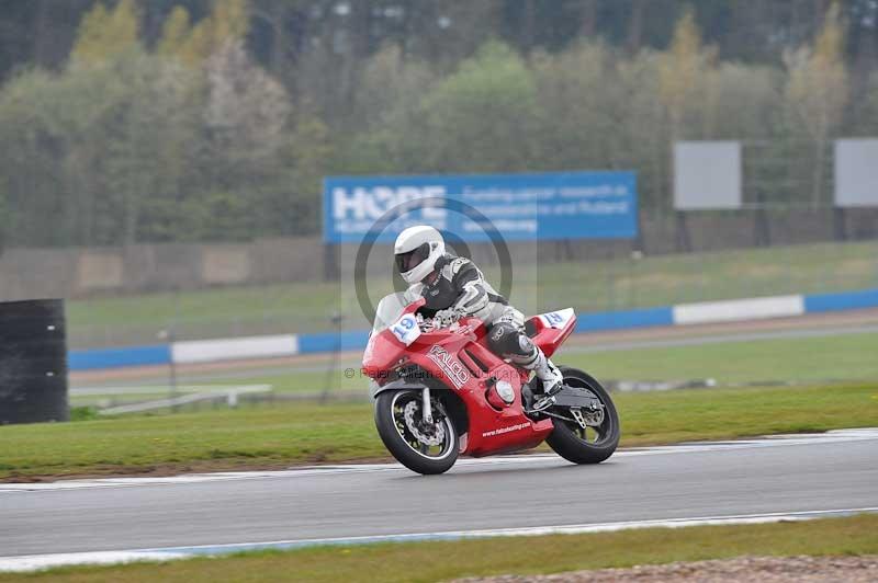 Motorcycle action photographs;donington;donington park leicestershire;donington photographs;event digital images;eventdigitalimages;no limits trackday;peter wileman photography;trackday;trackday digital images;trackday photos