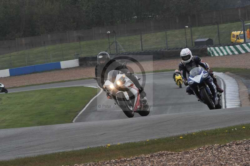 Motorcycle action photographs;donington;donington park leicestershire;donington photographs;event digital images;eventdigitalimages;no limits trackday;peter wileman photography;trackday;trackday digital images;trackday photos