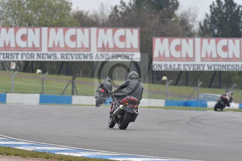 Motorcycle action photographs;donington;donington park leicestershire;donington photographs;event digital images;eventdigitalimages;no limits trackday;peter wileman photography;trackday;trackday digital images;trackday photos