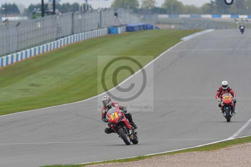 Motorcycle action photographs;donington;donington park leicestershire;donington photographs;event digital images;eventdigitalimages;no limits trackday;peter wileman photography;trackday;trackday digital images;trackday photos