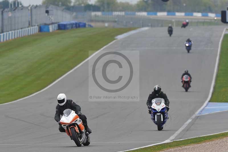 Motorcycle action photographs;donington;donington park leicestershire;donington photographs;event digital images;eventdigitalimages;no limits trackday;peter wileman photography;trackday;trackday digital images;trackday photos