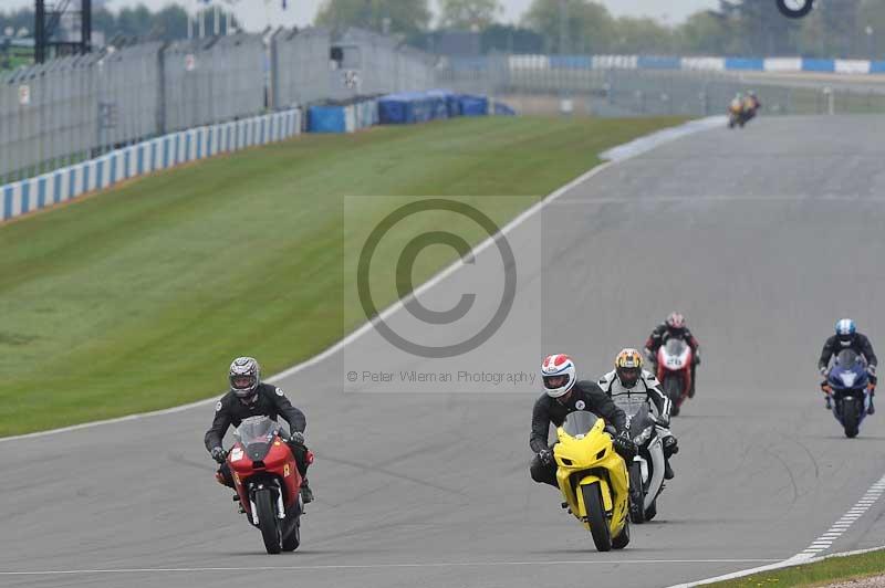 Motorcycle action photographs;donington;donington park leicestershire;donington photographs;event digital images;eventdigitalimages;no limits trackday;peter wileman photography;trackday;trackday digital images;trackday photos