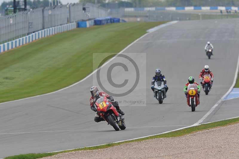 Motorcycle action photographs;donington;donington park leicestershire;donington photographs;event digital images;eventdigitalimages;no limits trackday;peter wileman photography;trackday;trackday digital images;trackday photos