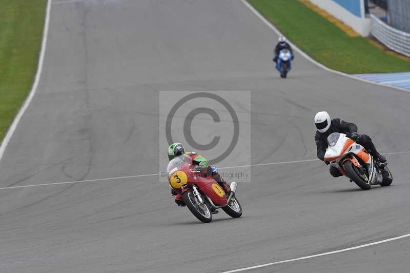 Motorcycle action photographs;donington;donington park leicestershire;donington photographs;event digital images;eventdigitalimages;no limits trackday;peter wileman photography;trackday;trackday digital images;trackday photos