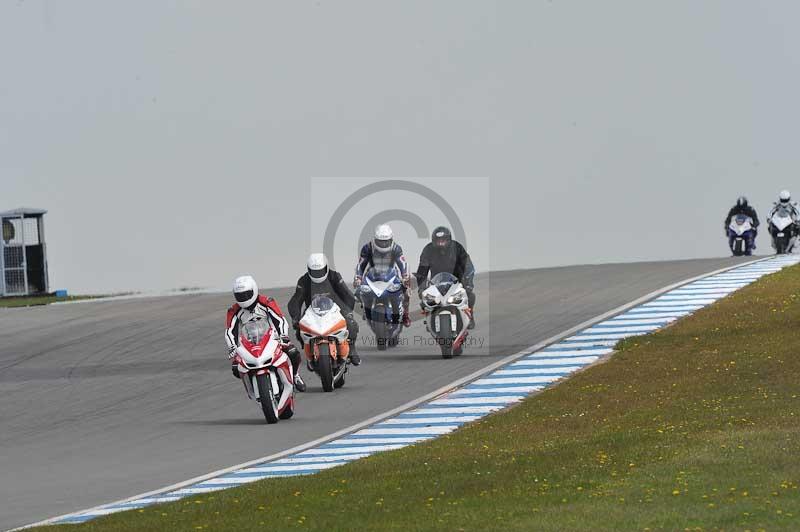 Motorcycle action photographs;donington;donington park leicestershire;donington photographs;event digital images;eventdigitalimages;no limits trackday;peter wileman photography;trackday;trackday digital images;trackday photos