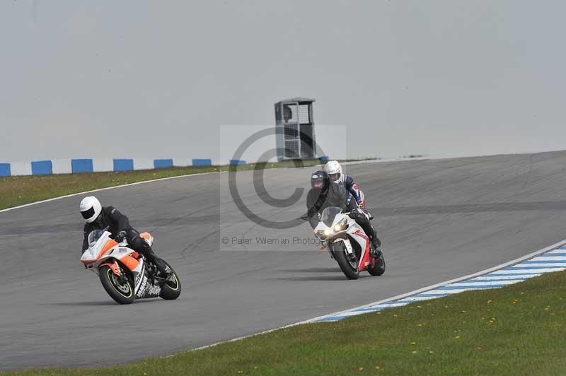 Motorcycle action photographs;donington;donington park leicestershire;donington photographs;event digital images;eventdigitalimages;no limits trackday;peter wileman photography;trackday;trackday digital images;trackday photos