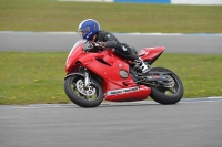 Motorcycle-action-photographs;donington;donington-park-leicestershire;donington-photographs;event-digital-images;eventdigitalimages;no-limits-trackday;peter-wileman-photography;trackday;trackday-digital-images;trackday-photos