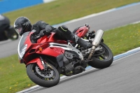 Motorcycle-action-photographs;donington;donington-park-leicestershire;donington-photographs;event-digital-images;eventdigitalimages;no-limits-trackday;peter-wileman-photography;trackday;trackday-digital-images;trackday-photos