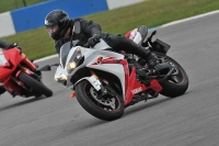 Motorcycle-action-photographs;donington;donington-park-leicestershire;donington-photographs;event-digital-images;eventdigitalimages;no-limits-trackday;peter-wileman-photography;trackday;trackday-digital-images;trackday-photos