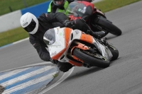 Motorcycle-action-photographs;donington;donington-park-leicestershire;donington-photographs;event-digital-images;eventdigitalimages;no-limits-trackday;peter-wileman-photography;trackday;trackday-digital-images;trackday-photos