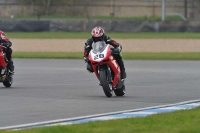 Motorcycle-action-photographs;donington;donington-park-leicestershire;donington-photographs;event-digital-images;eventdigitalimages;no-limits-trackday;peter-wileman-photography;trackday;trackday-digital-images;trackday-photos