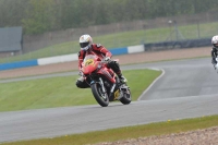 Motorcycle-action-photographs;donington;donington-park-leicestershire;donington-photographs;event-digital-images;eventdigitalimages;no-limits-trackday;peter-wileman-photography;trackday;trackday-digital-images;trackday-photos