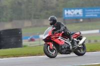 Motorcycle-action-photographs;donington;donington-park-leicestershire;donington-photographs;event-digital-images;eventdigitalimages;no-limits-trackday;peter-wileman-photography;trackday;trackday-digital-images;trackday-photos